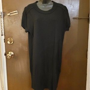 Banana Republic Black Short Sleeve Size Medium 100% Cashmere Mini Dress